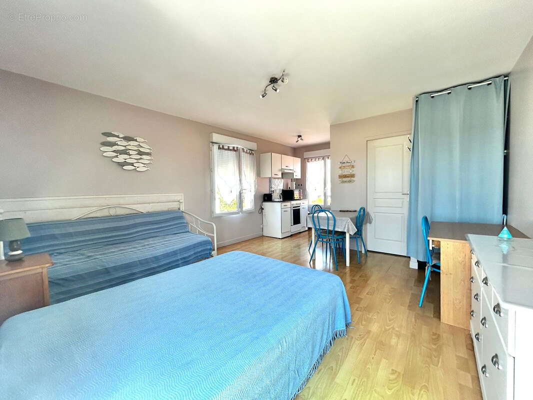 Maison à SALLES-SUR-MER