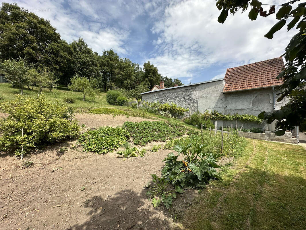 Appartement à NEVOY