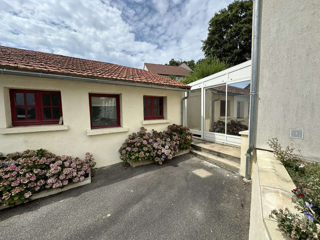 Appartement à NEVOY