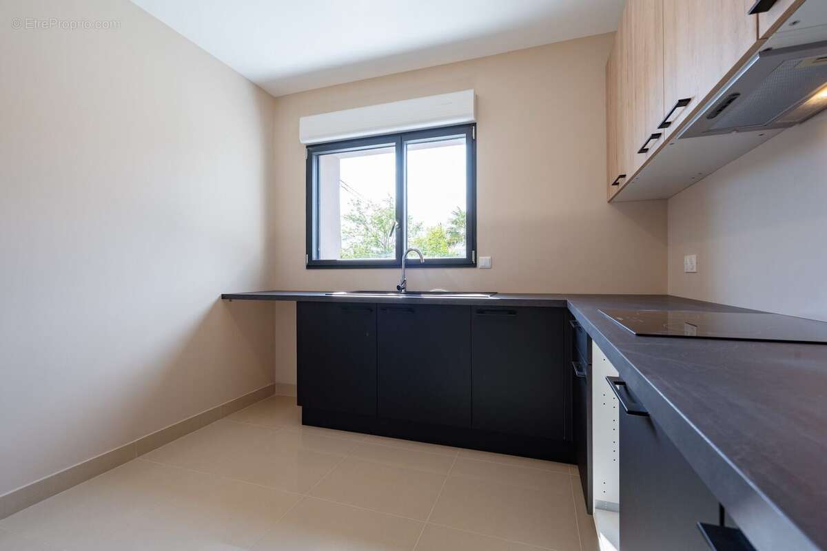 Maison à LES CLAYES-SOUS-BOIS