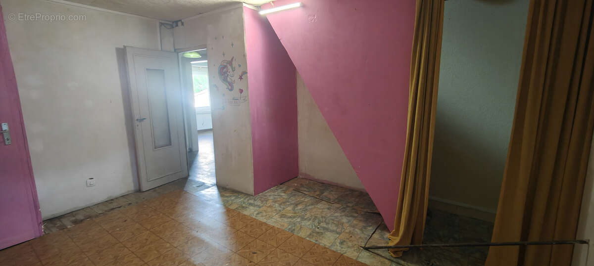 Maison à CELLES-SUR-PLAINE