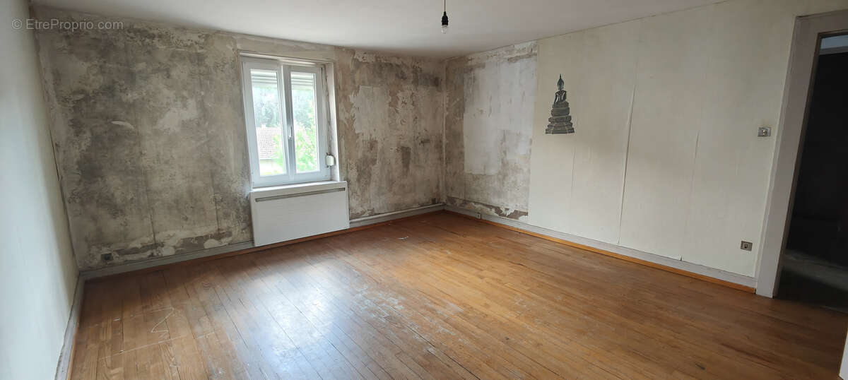 Maison à CELLES-SUR-PLAINE