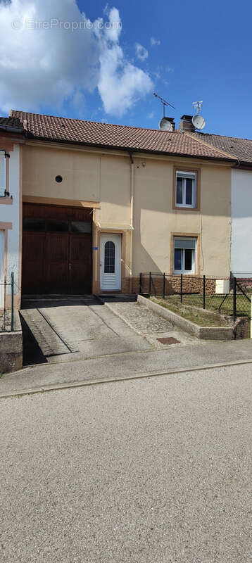 Maison à CELLES-SUR-PLAINE
