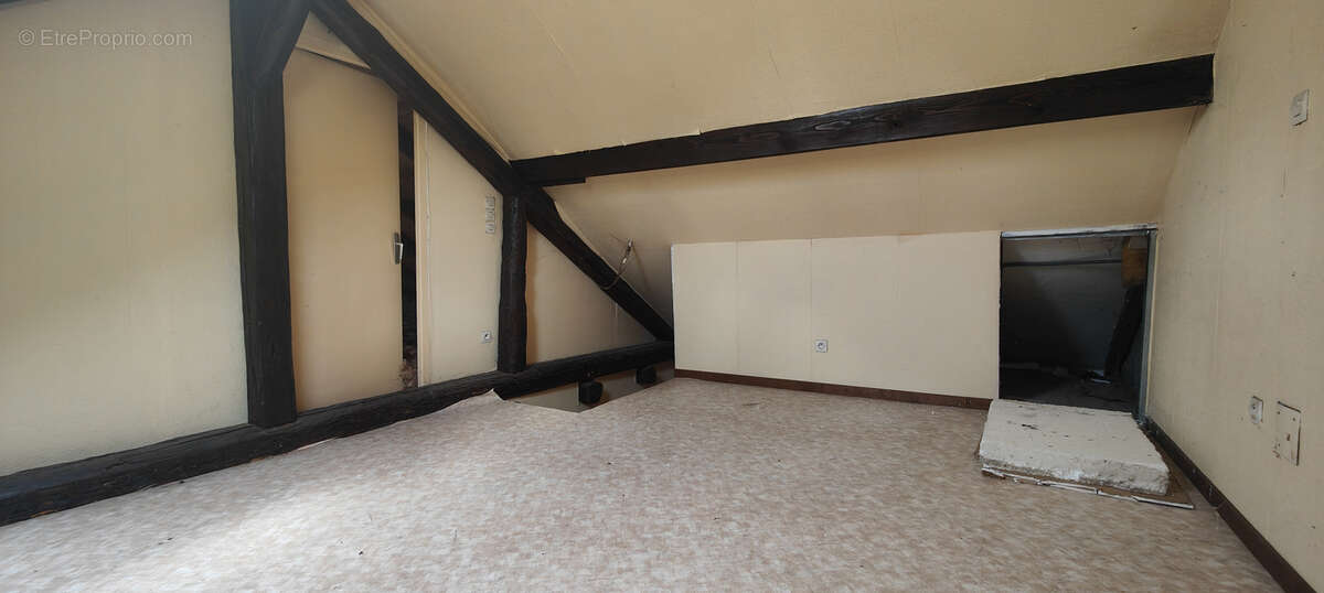 Maison à CELLES-SUR-PLAINE