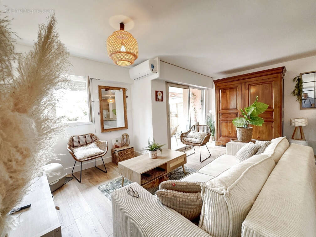 Appartement à FREJUS