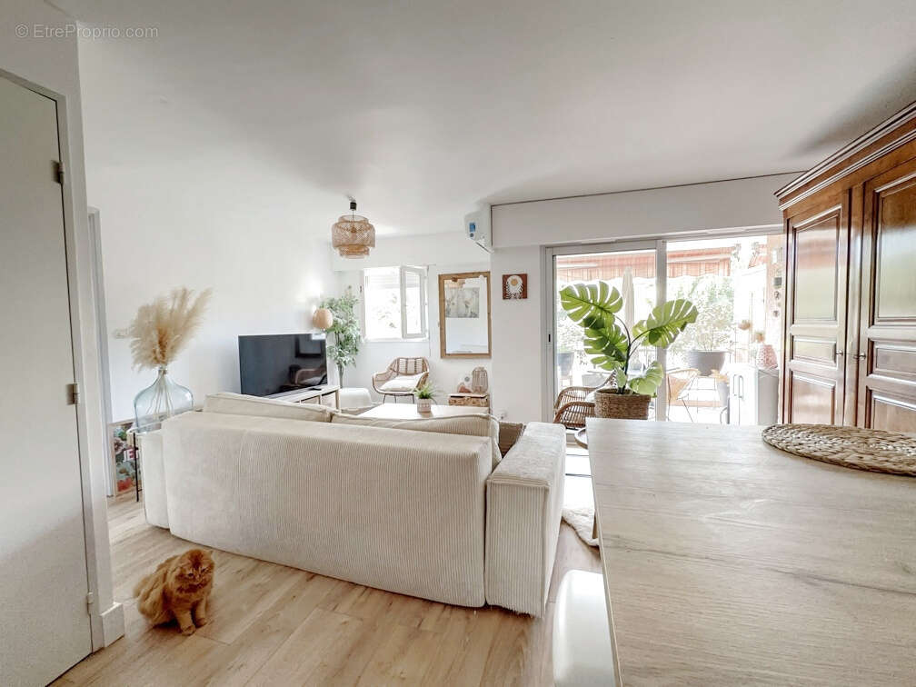 Appartement à FREJUS