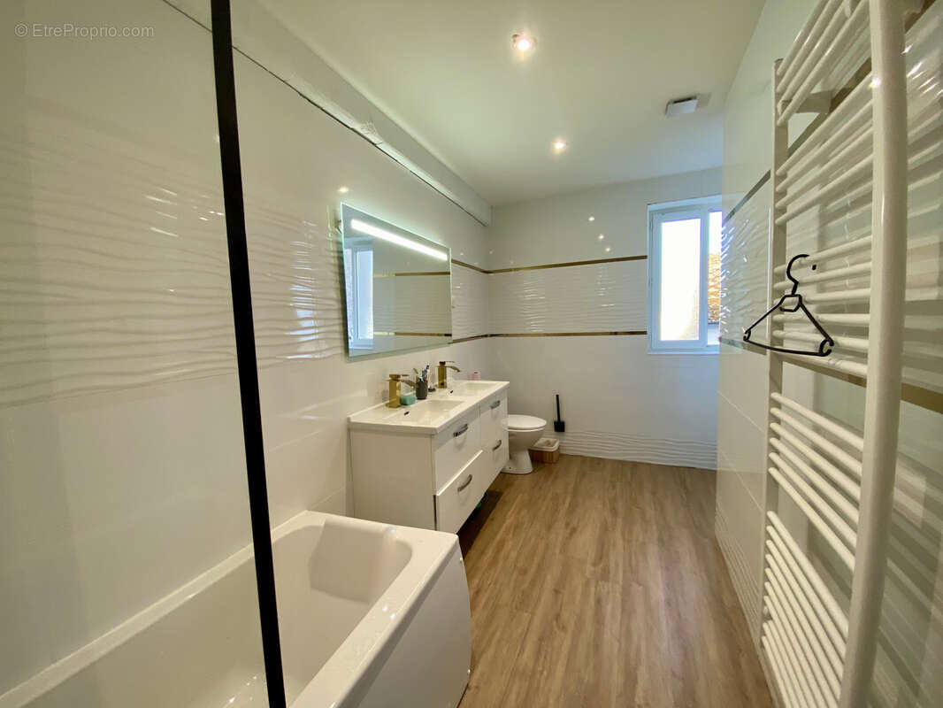 Maison à LA MACHINE