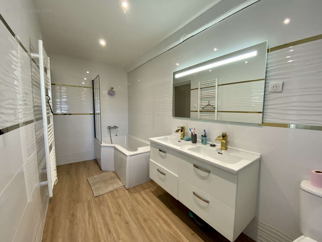 Maison à LA MACHINE