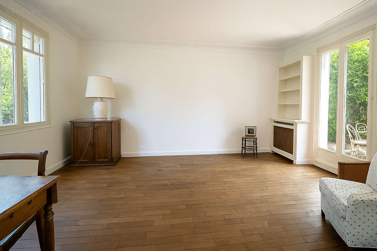 Maison à LE PERREUX-SUR-MARNE