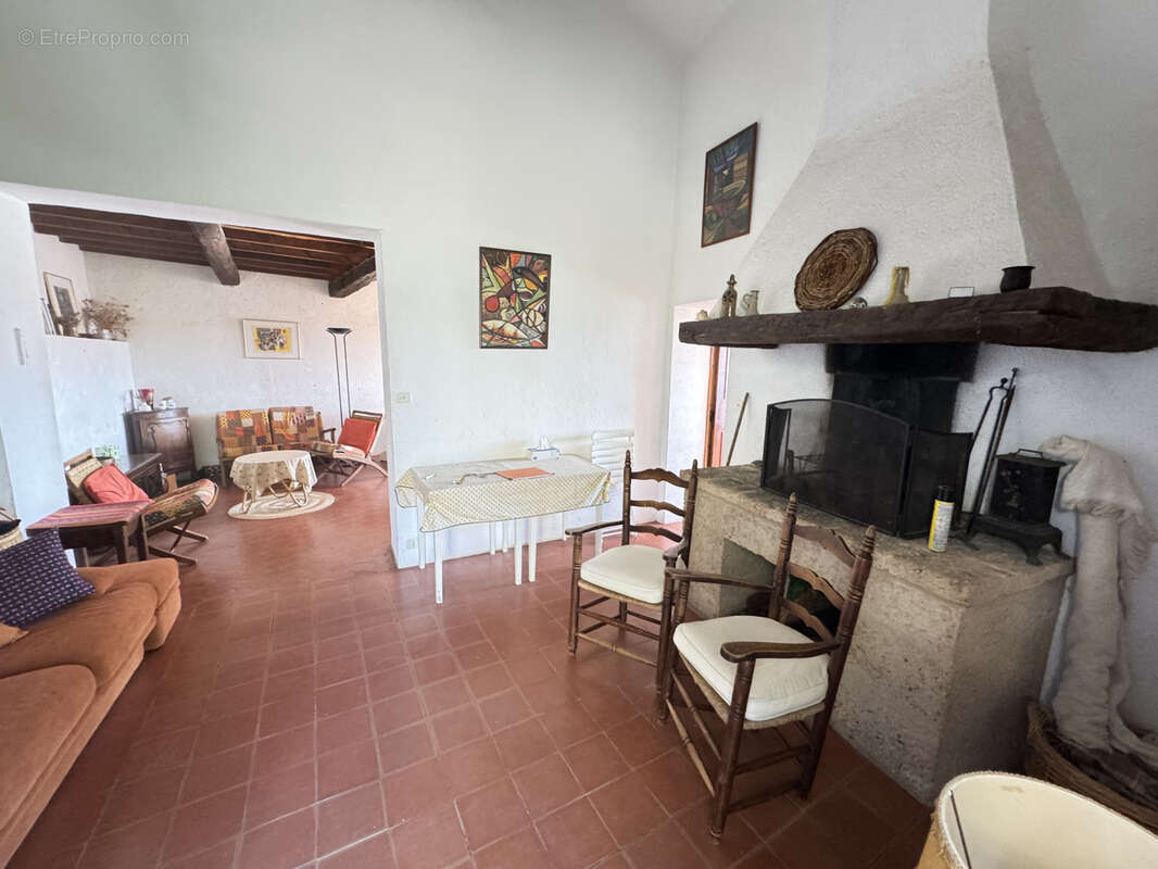 Maison à MOISSAC-BELLEVUE