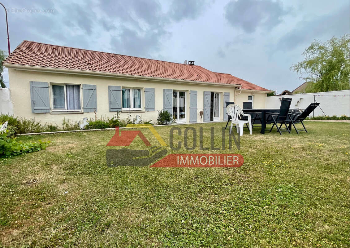 Maison à CHAMPENOUX