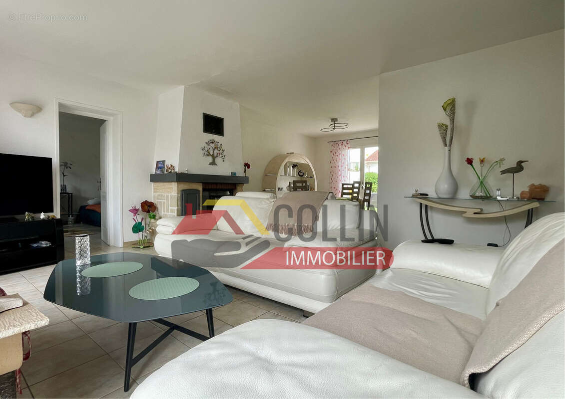 Maison à CHAMPENOUX