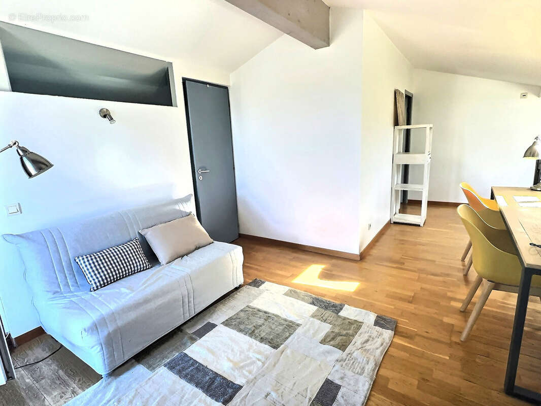 Maison à SAINT-CYPRIEN