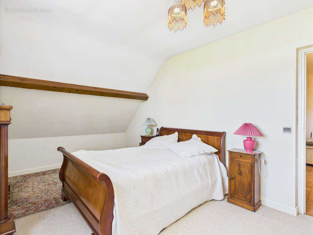 Maison à FRANCHEVILLE