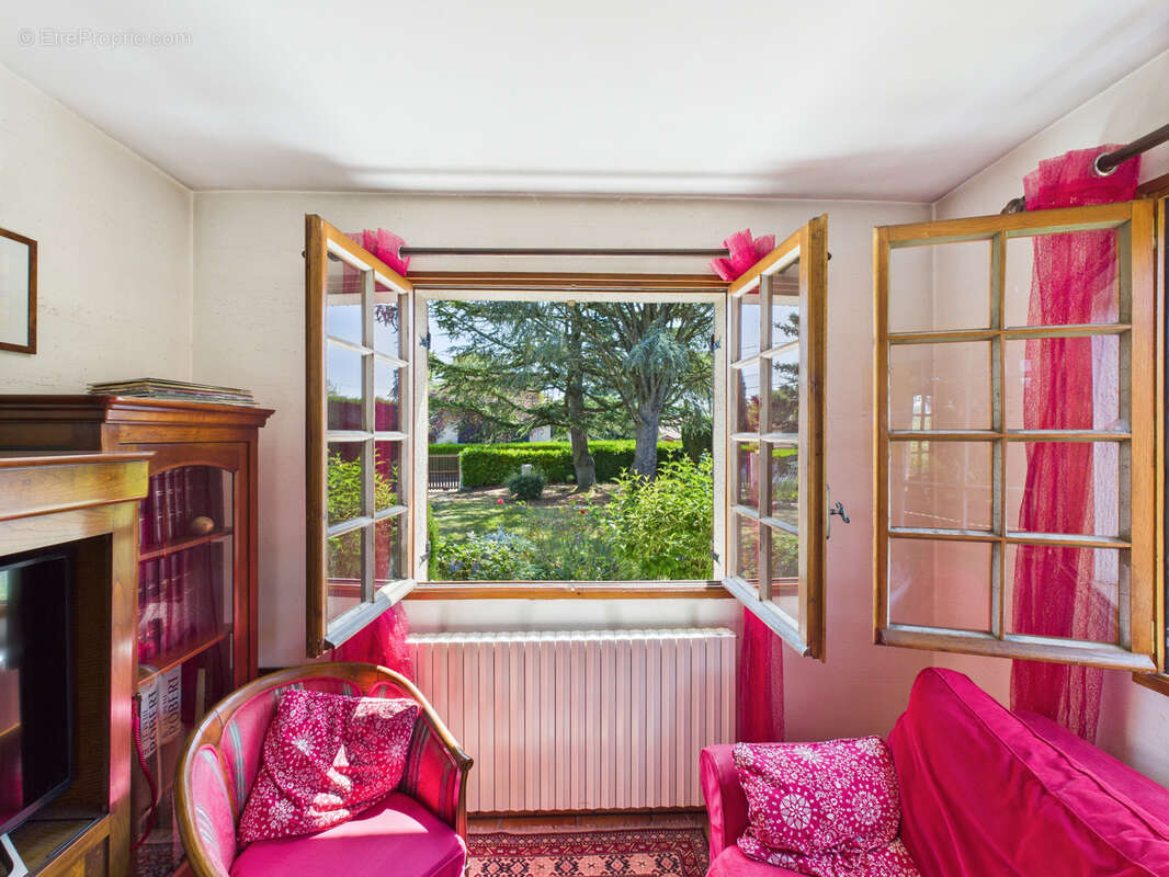 Maison à FRANCHEVILLE