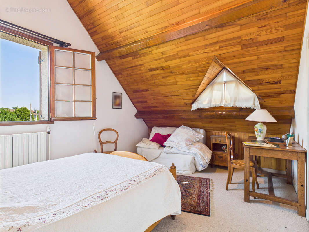 Maison à FRANCHEVILLE