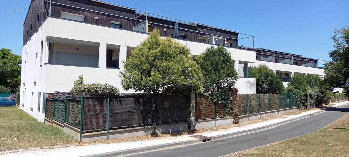 Appartement à AMBARES-ET-LAGRAVE