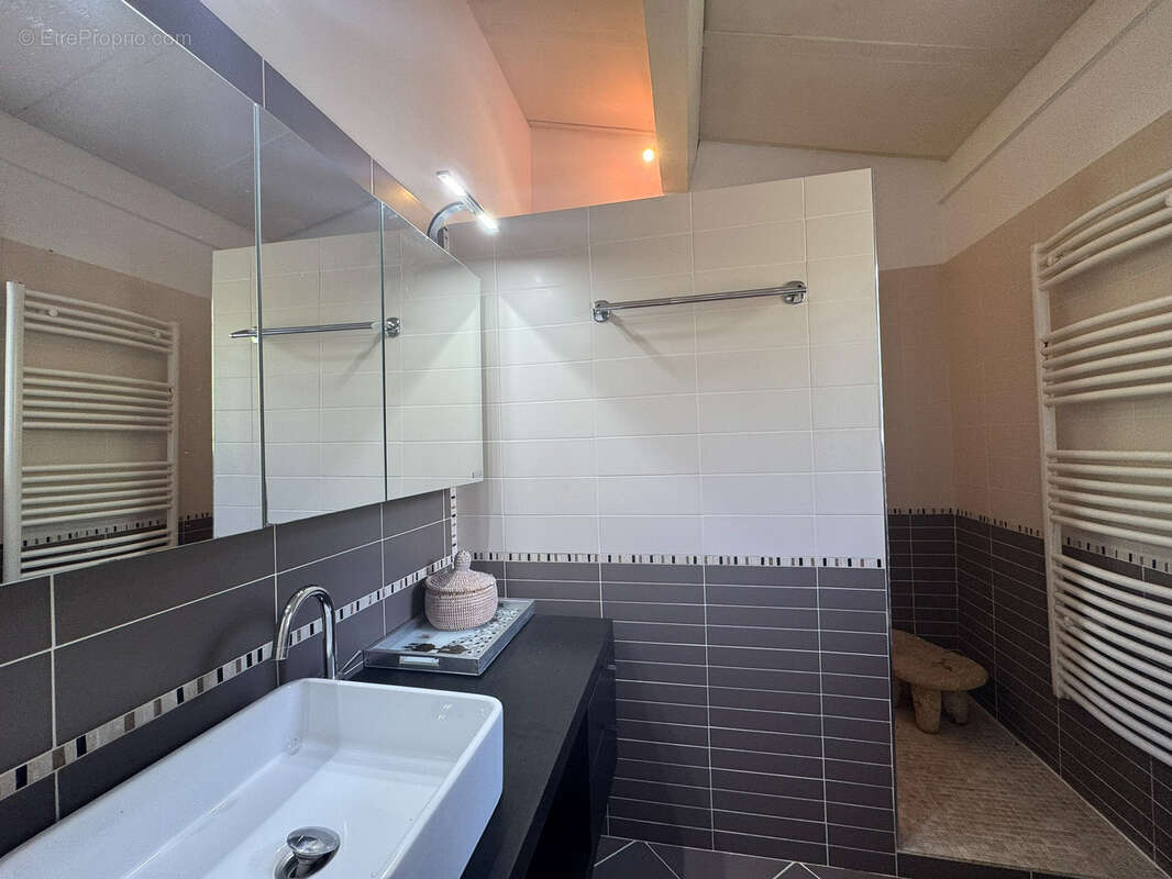 Maison à LES ADRETS-DE-L'ESTEREL