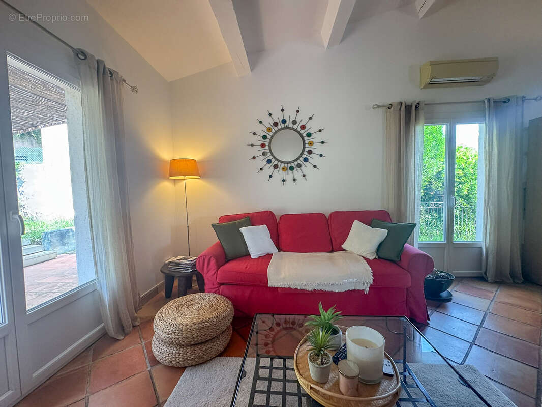 Maison à LES ADRETS-DE-L'ESTEREL