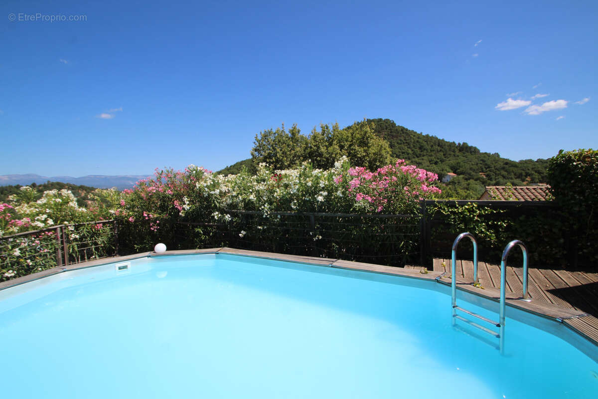 Maison à LES ADRETS-DE-L'ESTEREL