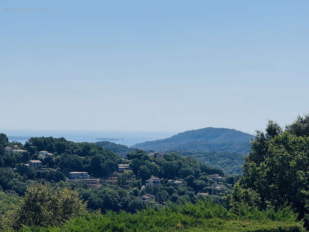 Maison à LES ADRETS-DE-L'ESTEREL