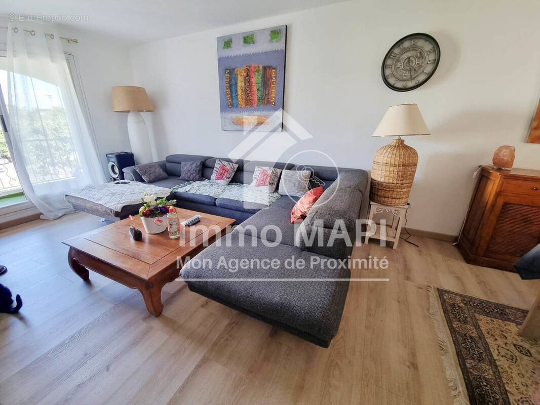 Appartement à LATTES