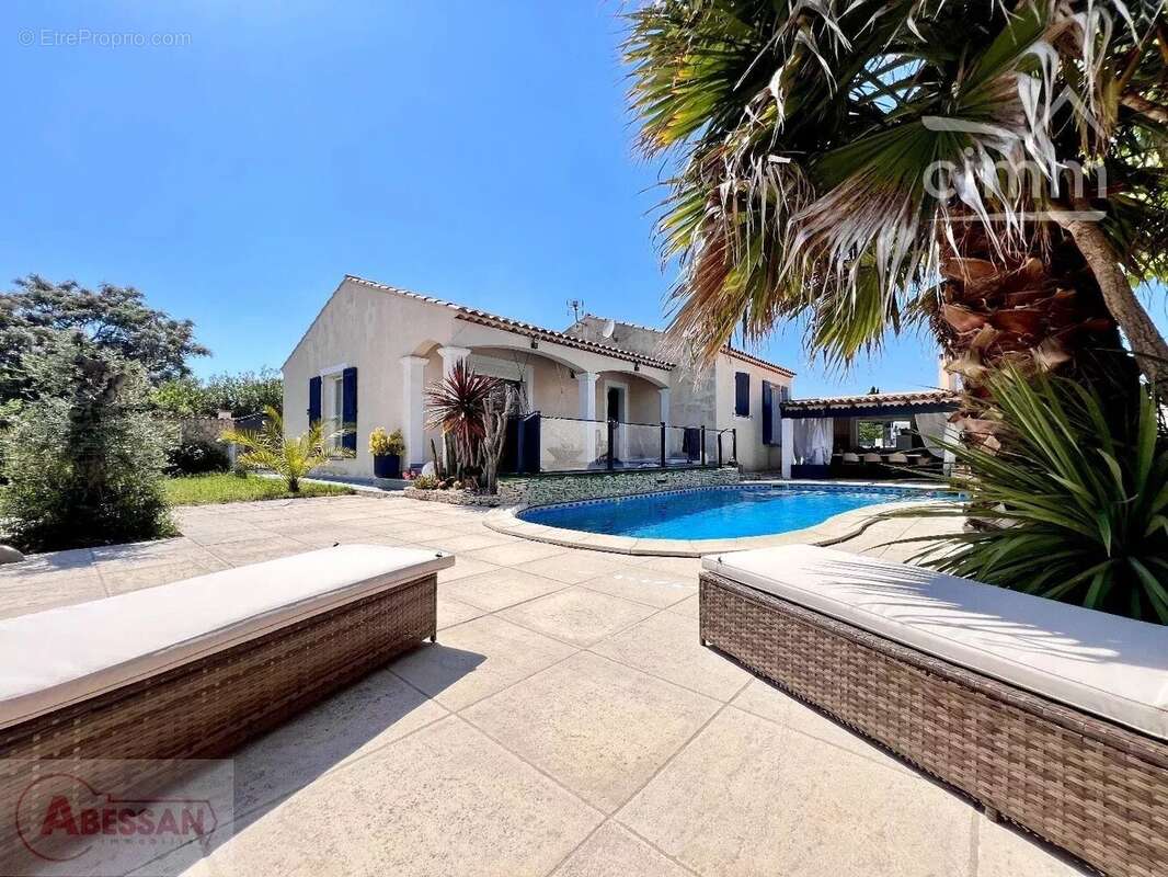 Maison à PORT-SAINT-LOUIS-DU-RHONE