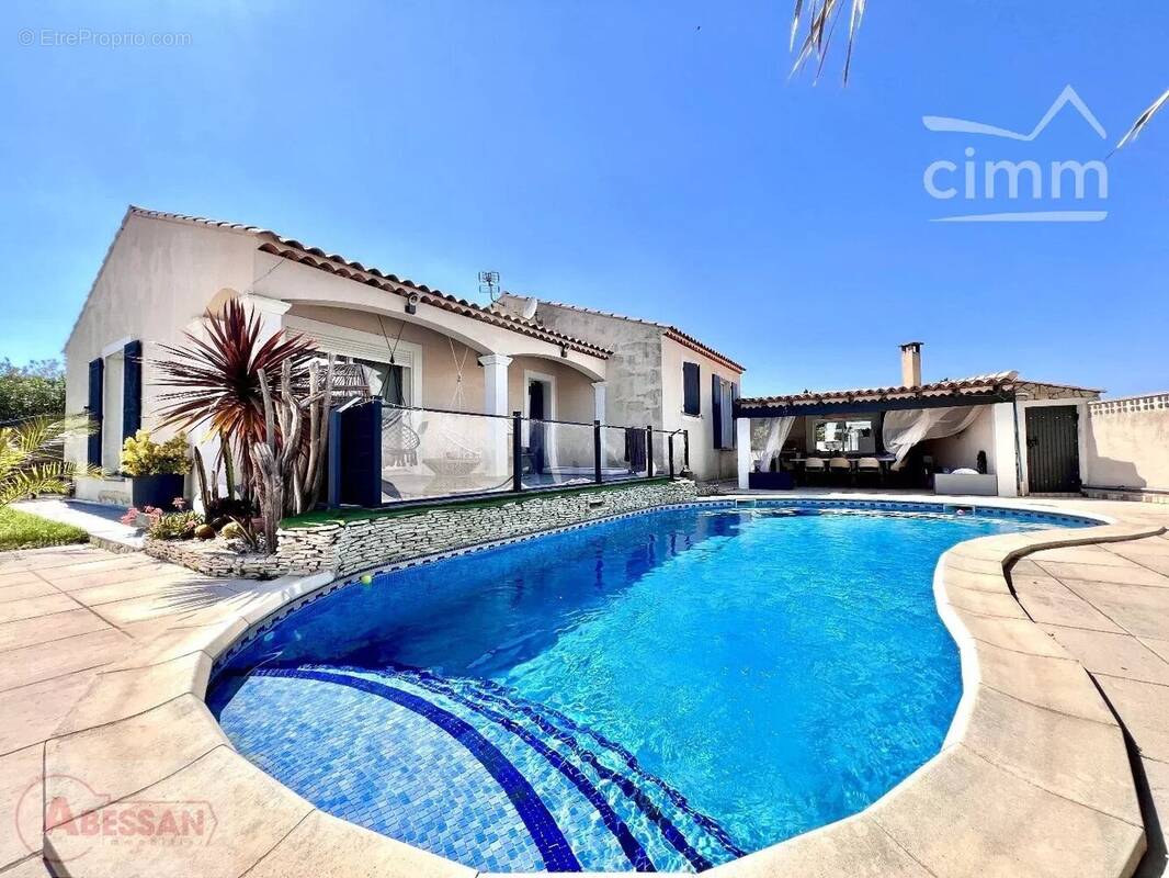 Maison à PORT-SAINT-LOUIS-DU-RHONE