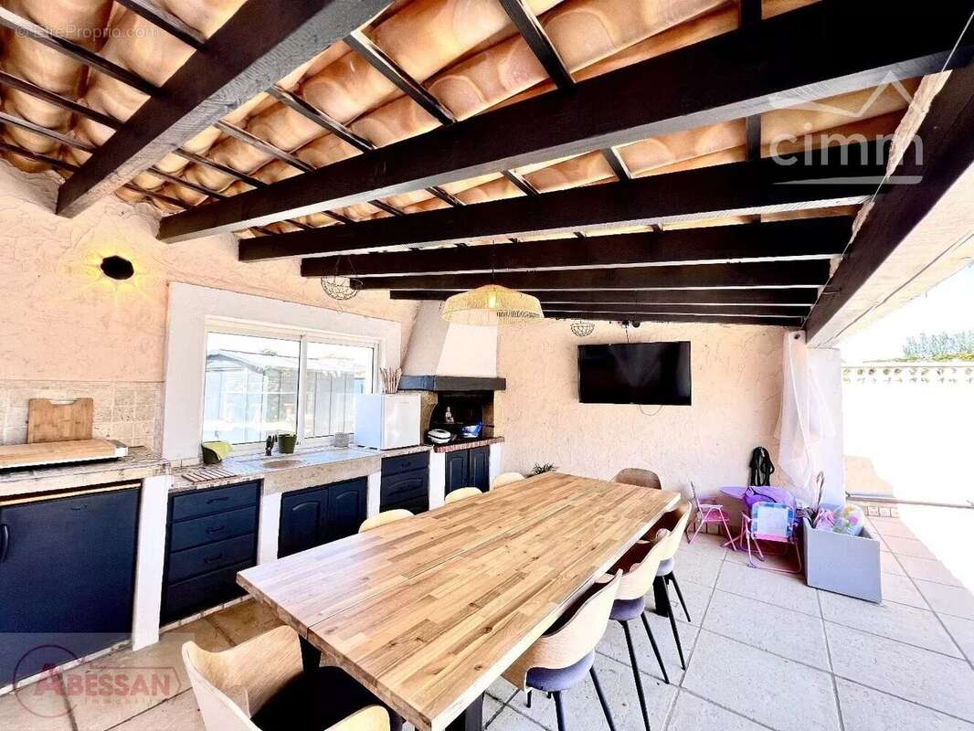 Maison à PORT-SAINT-LOUIS-DU-RHONE