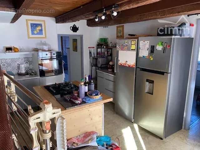 Appartement à LACAZE