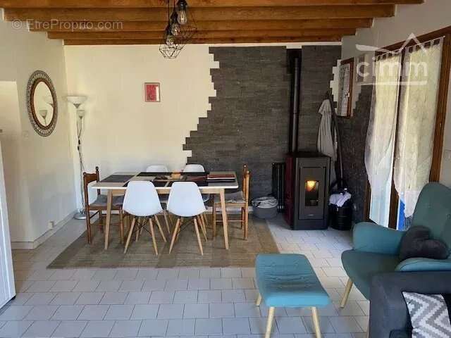 Maison à LACAZE