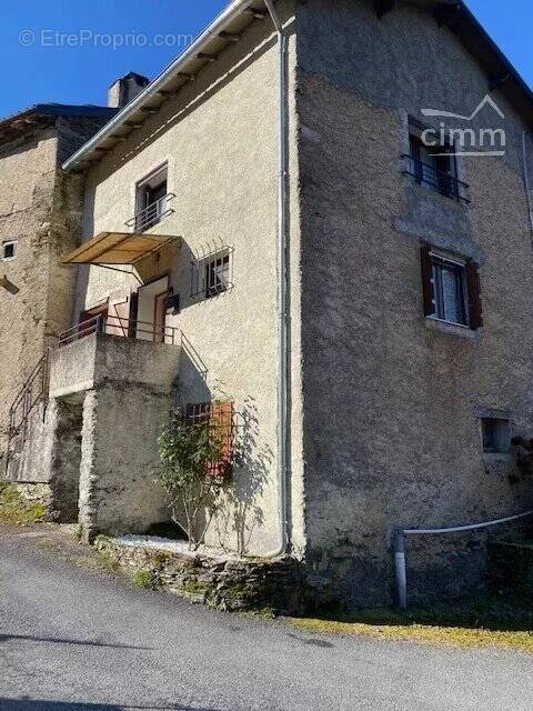 Maison à LACAZE