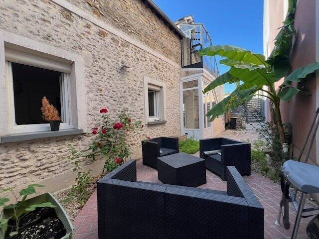 Appartement à DOURDAN