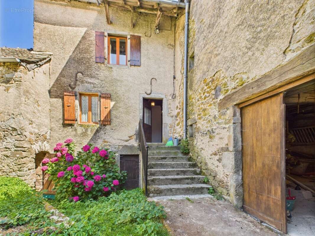 Appartement à RIEUPEYROUX