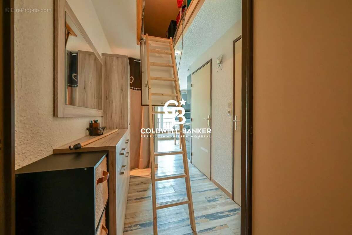 Appartement à DEMI-QUARTIER