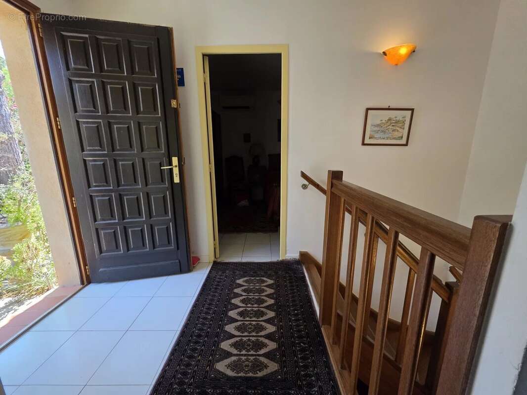 Maison à LES ISSAMBRES