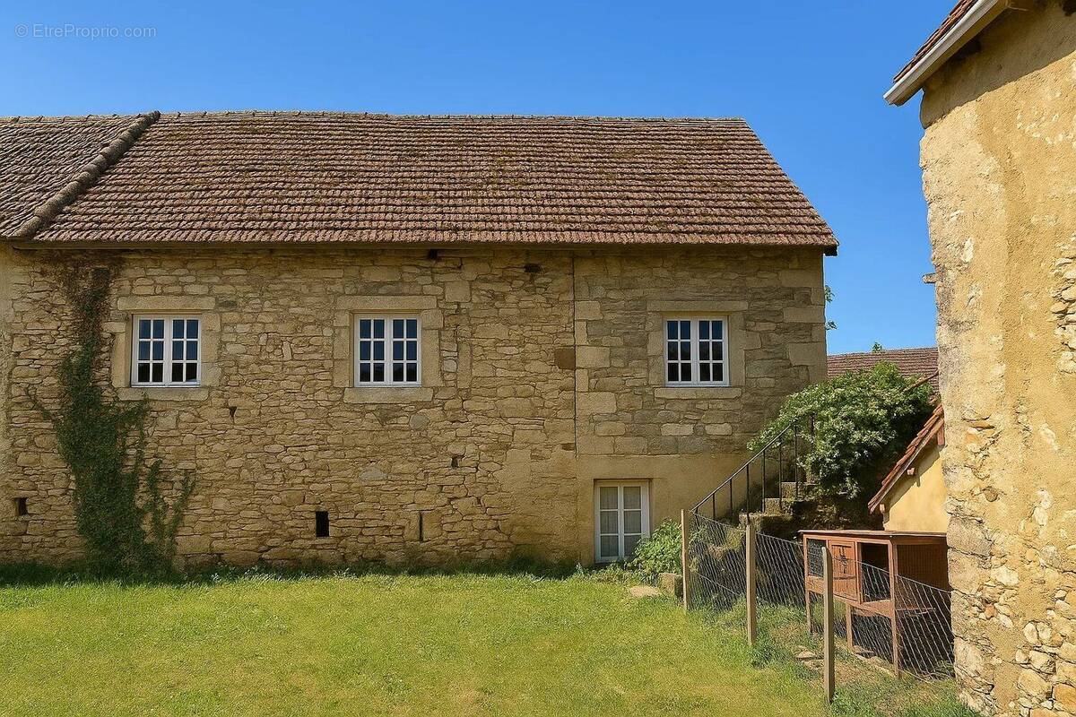 Maison à ANGLARS-NOZAC