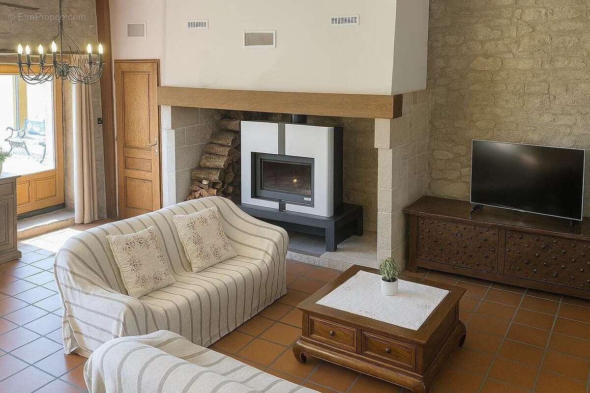 Maison à GINOUILLAC