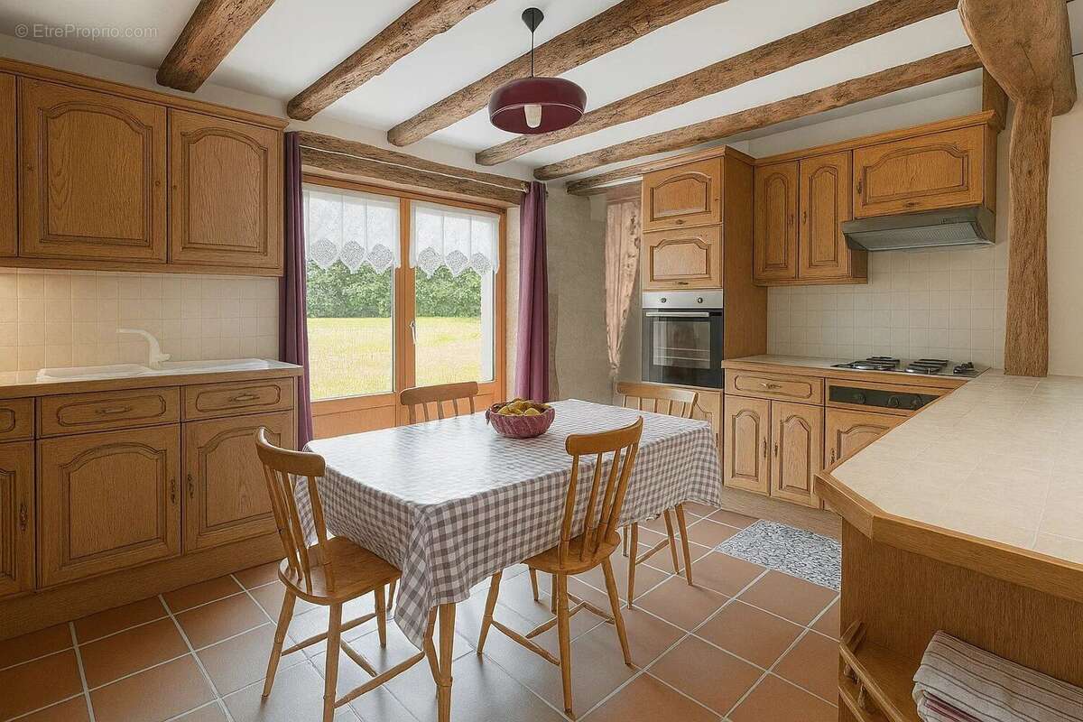 Maison à GINOUILLAC