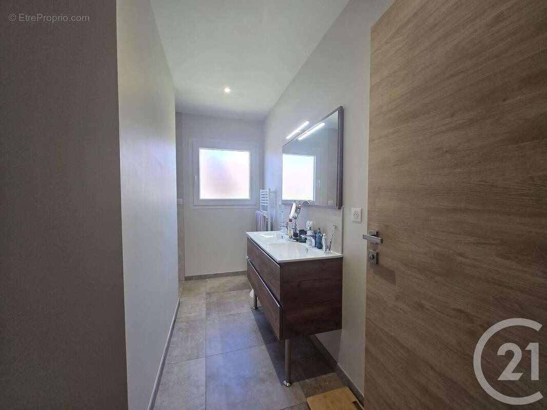 Maison à MONTESQUIEU-VOLVESTRE