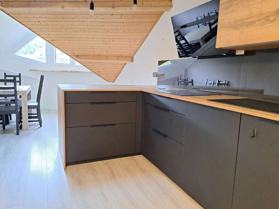 Appartement à LELEX