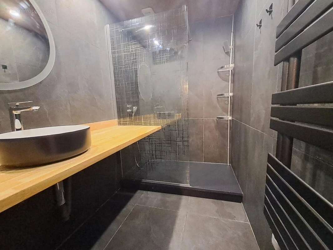 Appartement à LELEX