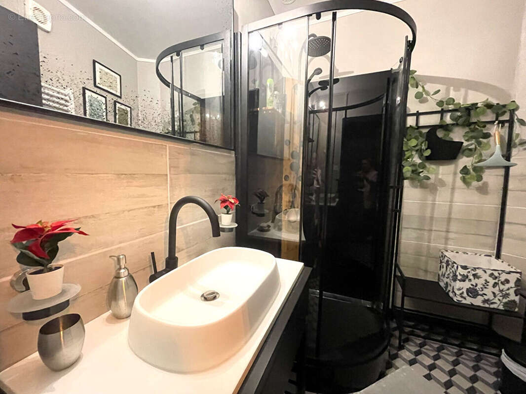 Appartement à LAMAIDS