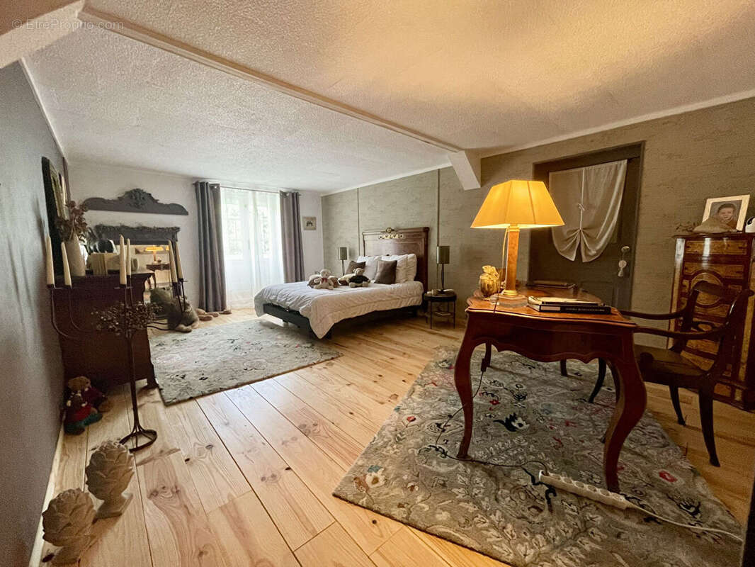 Appartement à LAMAIDS