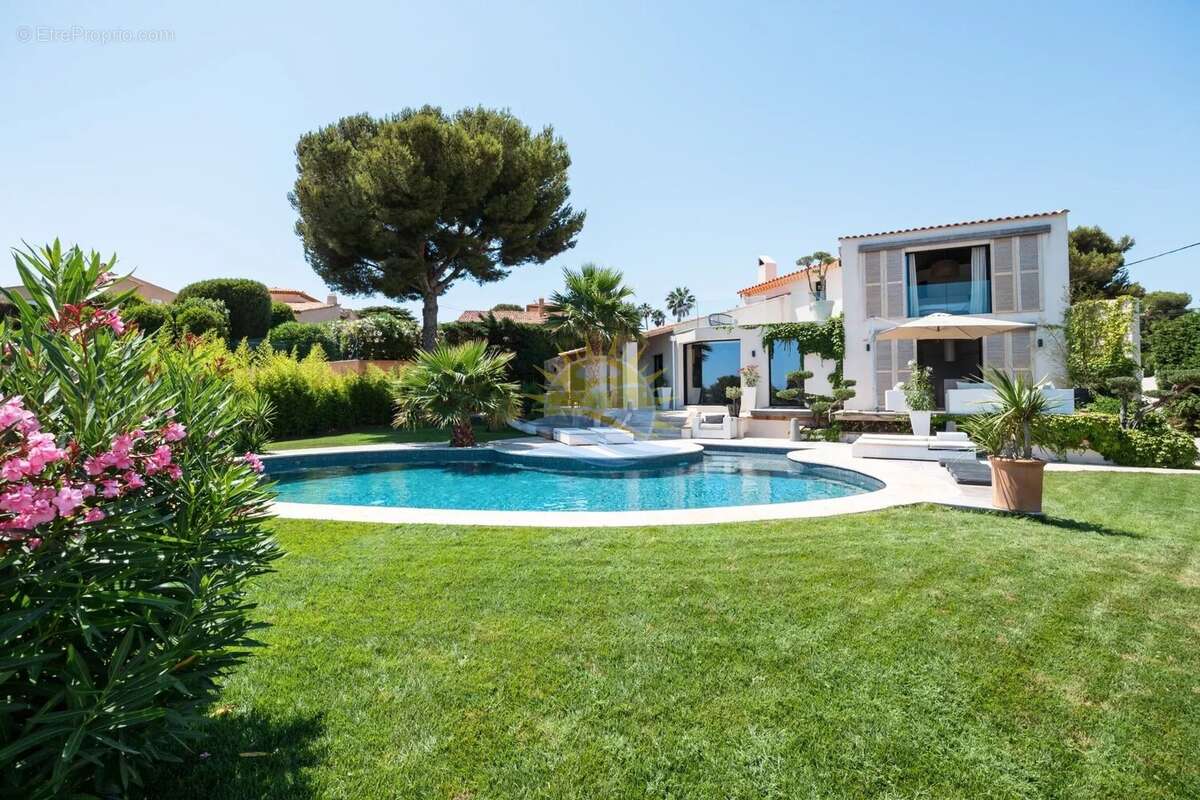 Maison à CARRY-LE-ROUET