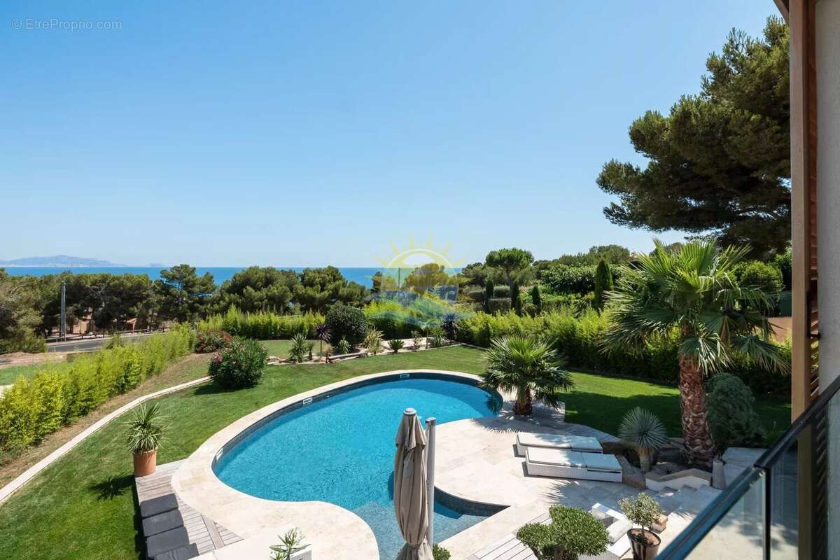 Maison à CARRY-LE-ROUET