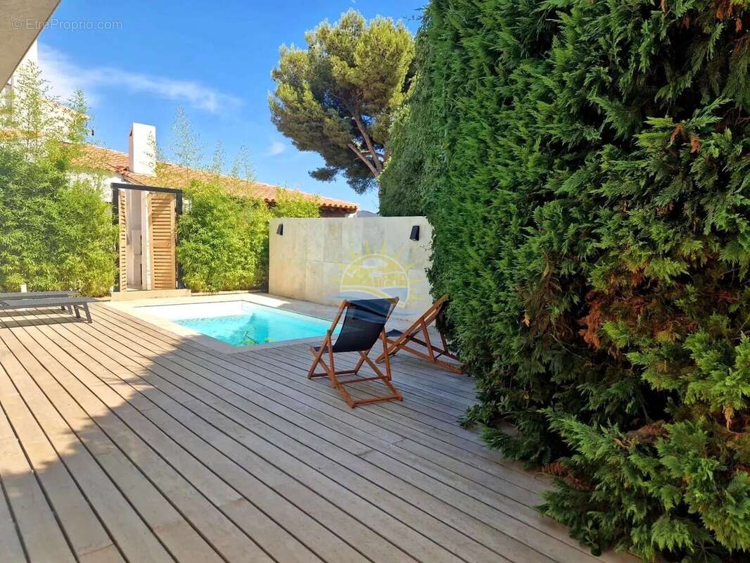 Maison à CARRY-LE-ROUET