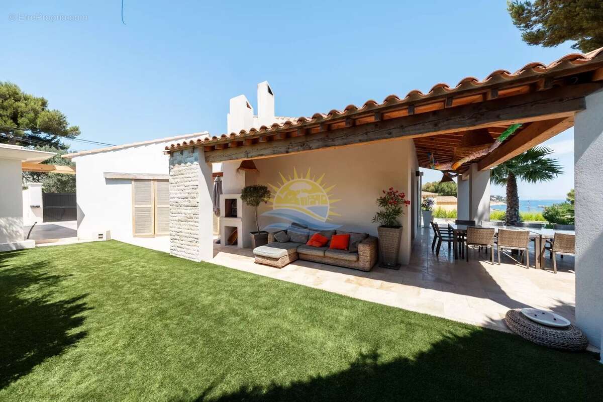 Maison à CARRY-LE-ROUET