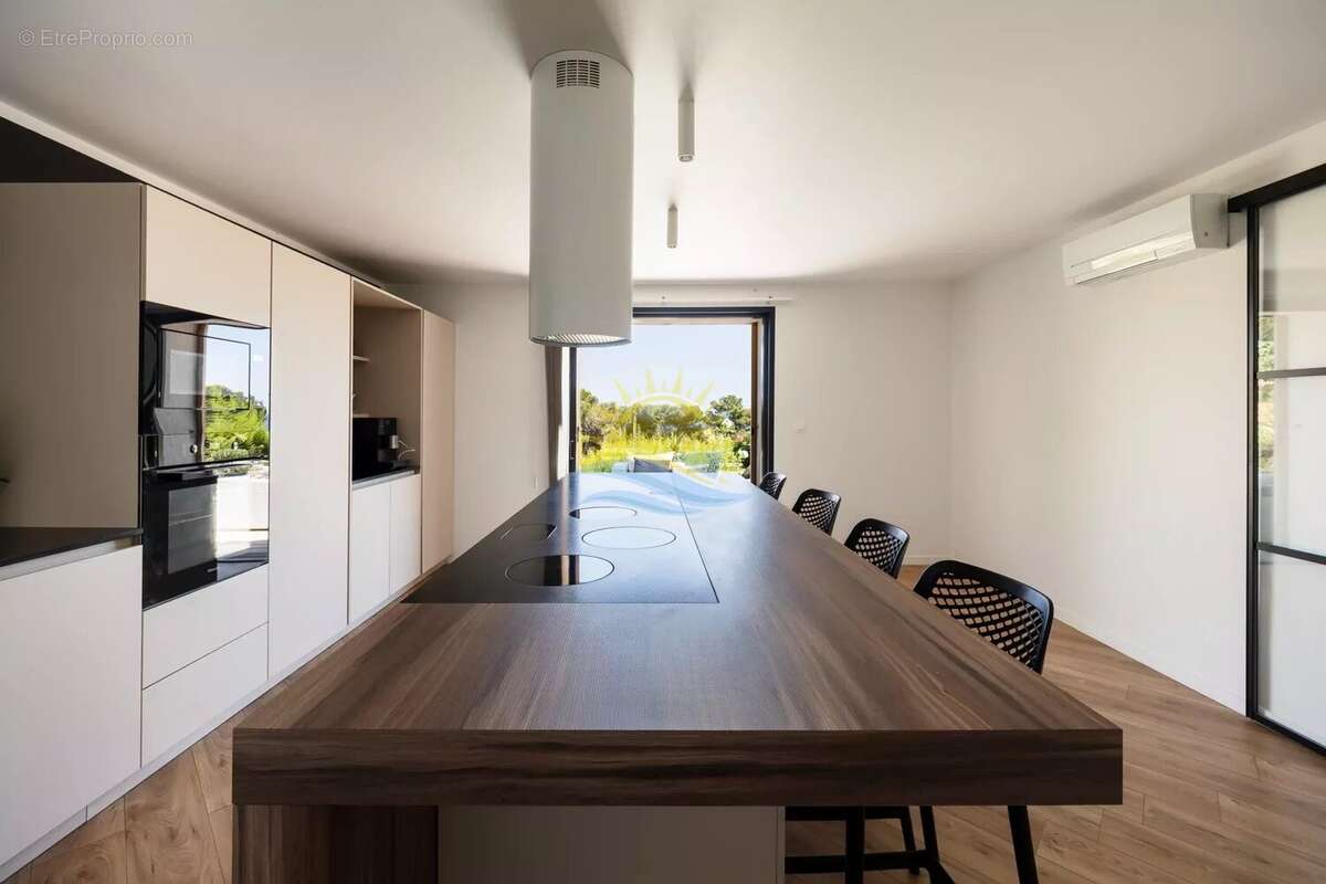 Maison à CARRY-LE-ROUET