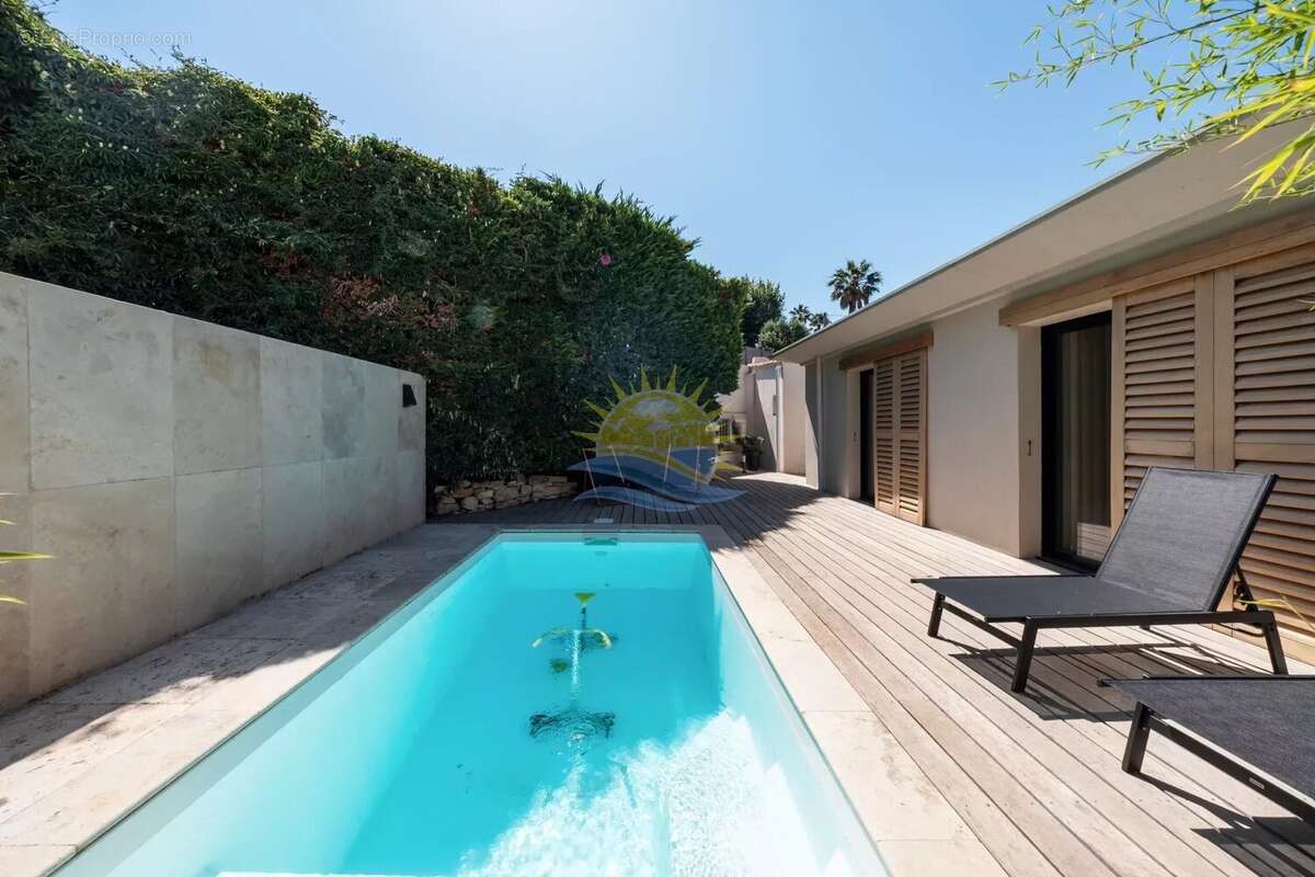 Maison à CARRY-LE-ROUET